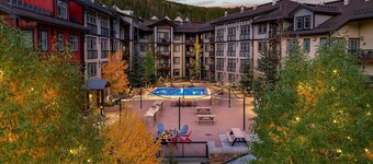 Ski In Out Luxury Condo 4375 I Huge Hot Tub I Great Views I Best Price I Discounted Attractions