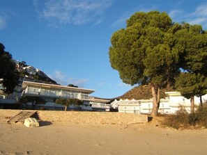 Exterior - Almadraba F2 Bj - One Bedroom Apartment, Sleeps 4 (Roses)