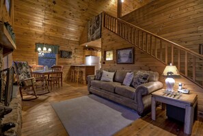 Flat-screen TV, fireplace, DVD player