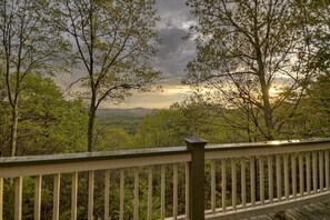 Property grounds - Amazing Sunset | Ellijay, GA (Ellijay)