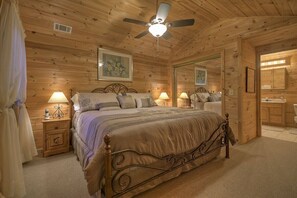 2 bedrooms, iron/ironing board, free WiFi, bed sheets - Amazing Sunset | Ellijay, GA (Ellijay)