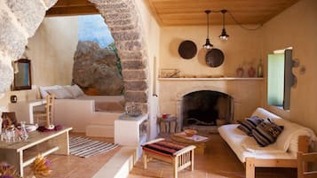 Cottage, 2 Tempat Tidur Double, Bebas Asap Rokok | Area keluarga | Perapian