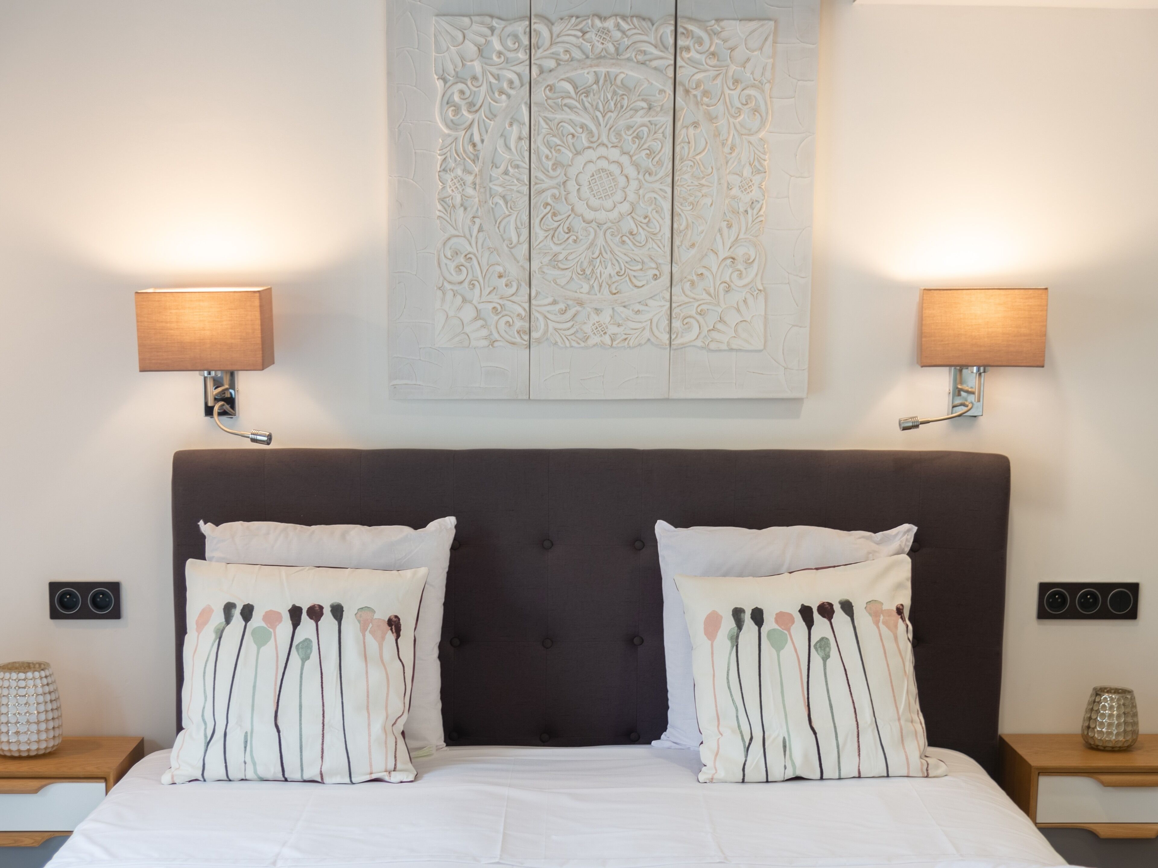 standard double room, ensuite, pool view (1er étage) | miscellaneous