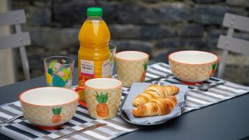 Familjerum för fyra - eget badrum (Indépendante) | Exteriör