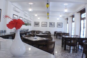 Gratis lokale morgenmadsretter hver dag