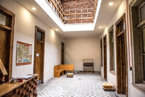 Interior - Hostal Licanantay - Hostel (Valparaiso)