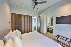 3 habitaciones, tabla de planchar con plancha y acceso a internet