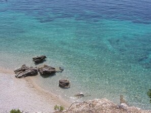 Beach - Home in Serene Village-Vineyards Views-Central To All Attractions-Highway (Zemunik Gornji)