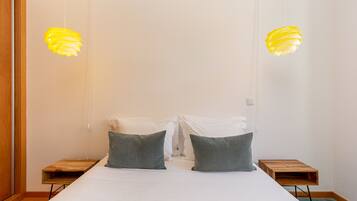 1 bedroom, in-room safe, iron/ironing board, free WiFi