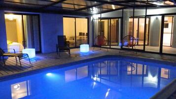 LĂ€mmitetty uima-allas