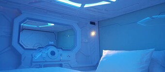 Avagard Capsule Hotel - Suvarnabhumi Airport