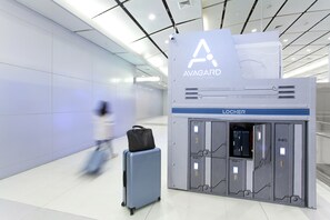 Lockers - Avagard Capsule Hotel - Suvarnabhumi Airport (Bang Phli)