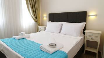 1 Schlafzimmer, individuell dekoriert, individuell eingerichtet