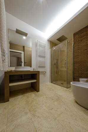 Double or Twin Room, Garden View (Erato) | Bathroom