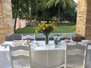 Outdoor dining - Morada Da Luz (Mata de São João)