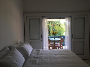 Comfort House, 1 Double Bed, Non Smoking | 4 bedrooms, premium bedding, individually decorated