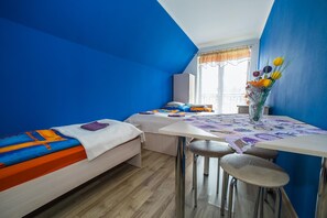 Ropa de cama de alta calidad, tabla de planchar con plancha, wifi gratis