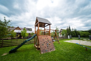 Außen-Kinderspielplatz