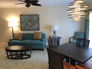 1 間睡房、高級寢具、房內夾萬、床單