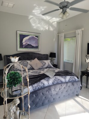 5 bedrooms, in-room safe, desk, iron/ironing board