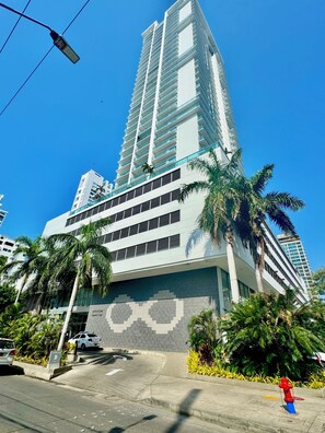 Bagian depan properti