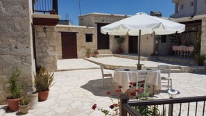Superior Apartment | Terrace/patio