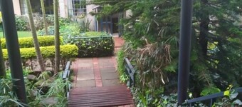 RECHARGE YOUR BATTERIES AT CEDAR SPRINGS ESTATE - GROUND FLOOR APARTMENT