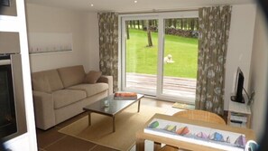 Fernseher, DVD-Player, Videothek