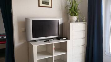 1 bedroom, iron/ironing board, travel crib, free WiFi