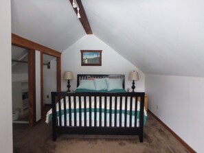 3 bedrooms, iron/ironing board