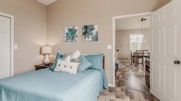 1 bedroom, pillowtop beds, desk, iron/ironing board