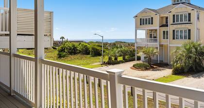 Castaway the Day - Second Row -closest walk to beach access, pool, and tiki bar!