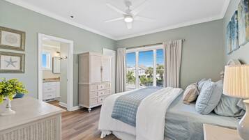 4 habitaciones, tabla de planchar con plancha y cuna de viaje
