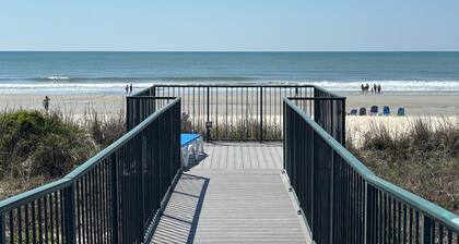 Castaway the Day - Second Row -closest walk to beach access, pool, and tiki bar!