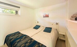 3 chambres, rideaux occultants, fer et planche à repasser