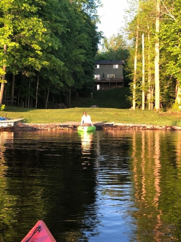 Unclassified image, 1 of 33, button