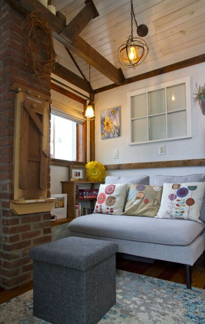 Tiny House at Leaser Lake B and B -- Cozy, Comfortable, Private Country Getaway 