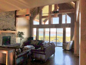 Smart TV, fireplace, table football, ping pong