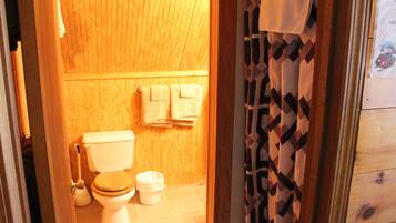 Toallas y papel de baño