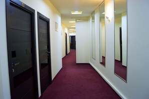 Hallway - Hobby Hotel (Yerevan)
