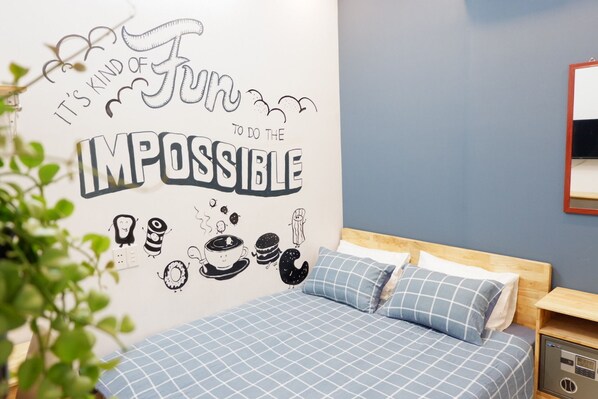 Standard Double Room | In-room safe, iron/ironing board, free WiFi