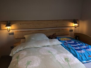 4 Schlafzimmer, Zimmersafe, Reisekinderbett, WLAN