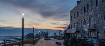 145 sea view vacation apartment - 145 sea view apartment right by the sea with south-facing balcony