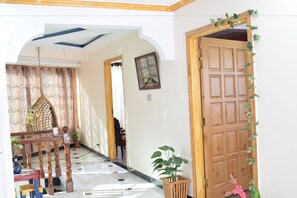 Nội thất lối vào