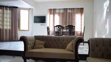 Tempat makan keluarga