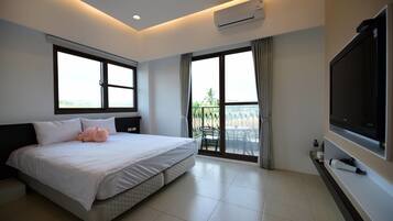 1 habitación, ropa de cama de alta calidad y escritorio