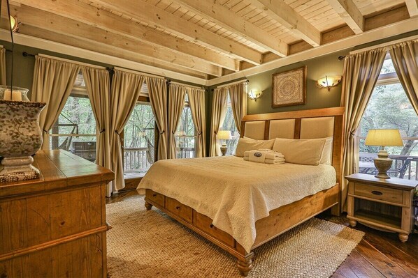 4 bedrooms, WiFi