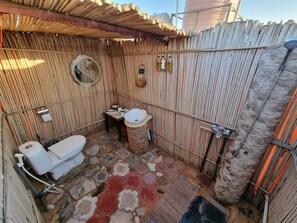 Shower, eco-friendly toiletries, bidet, towels