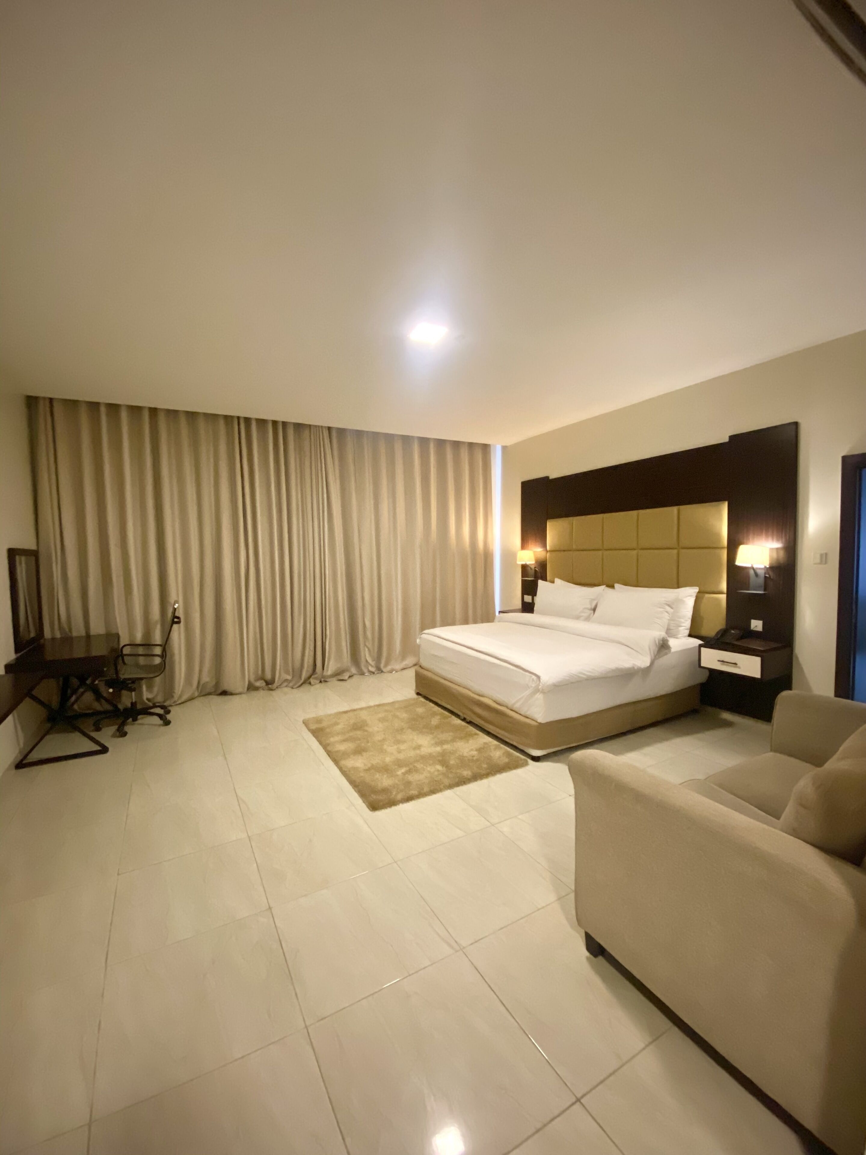 1 bedroom, premium bedding, memory foam beds, in-room safe