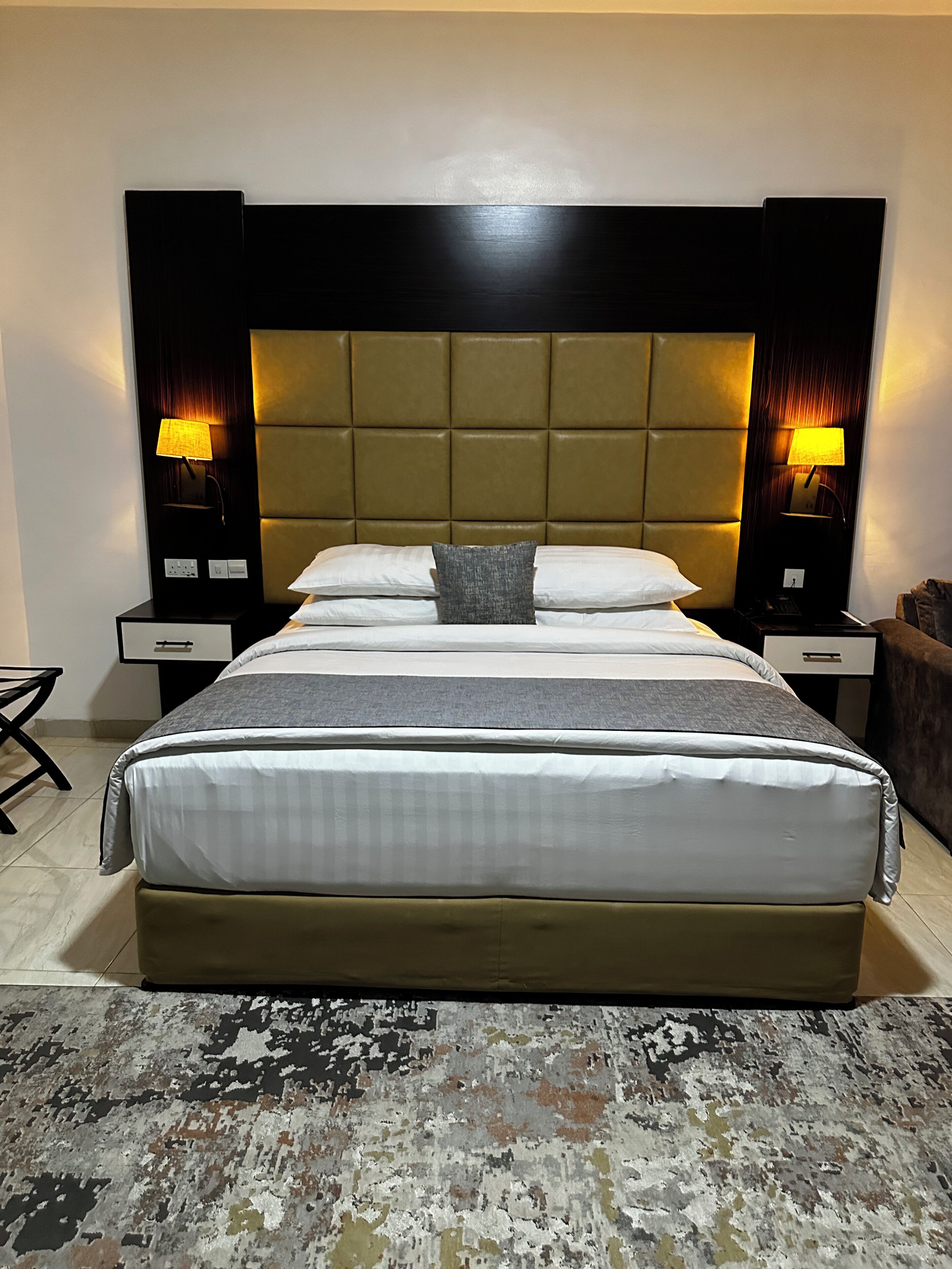 1 bedroom, premium bedding, memory foam beds, in-room safe